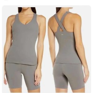 Alo Yoga elevate tank top